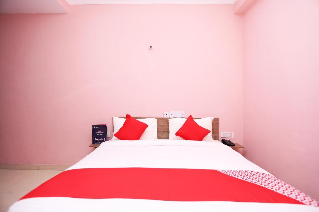 Hotel Oyo Flagship 14774 Sector 14 Gurgaon Zewnętrze zdjęcie
