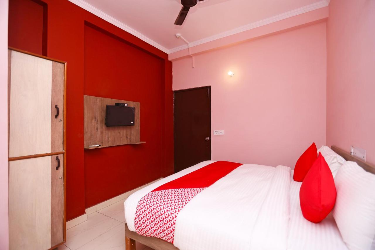 Hotel Oyo Flagship 14774 Sector 14 Gurgaon Zewnętrze zdjęcie