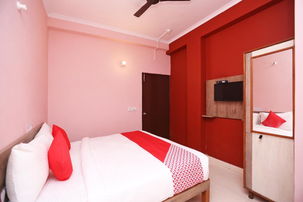 Hotel Oyo Flagship 14774 Sector 14 Gurgaon Zewnętrze zdjęcie